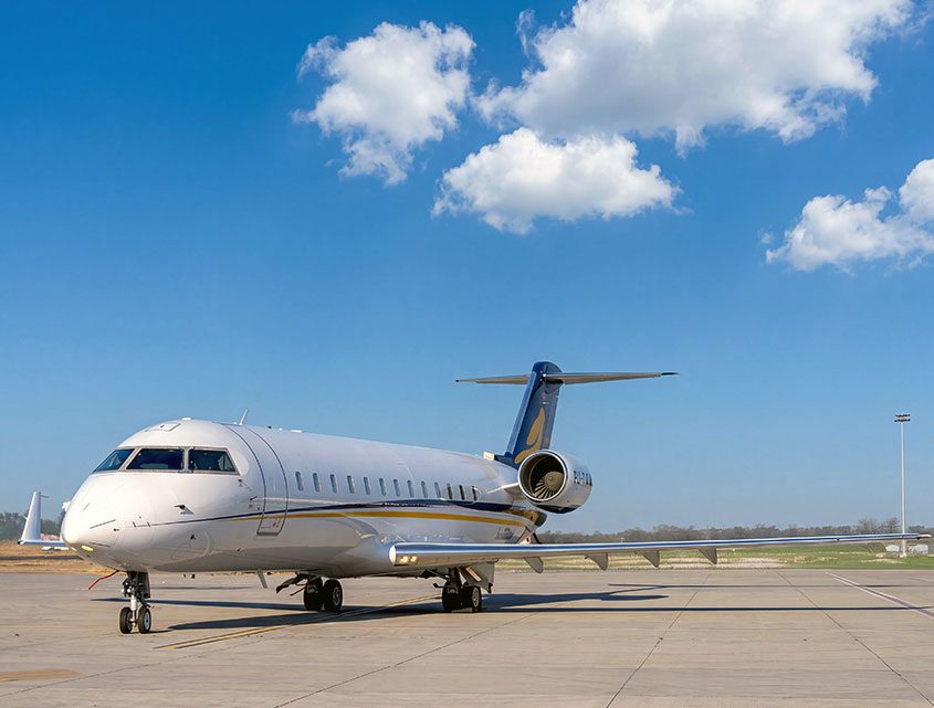 Challenger 850 private jet